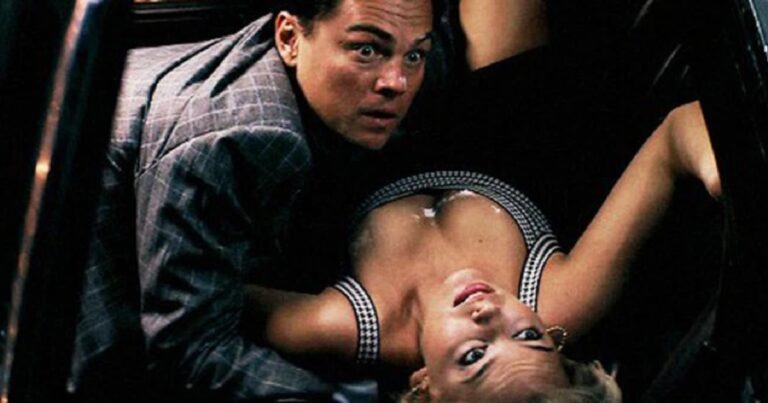 Cảnh nóng trong The Wolf Of Wall Street, cặp đôi mây mưa trên cả đống tiền