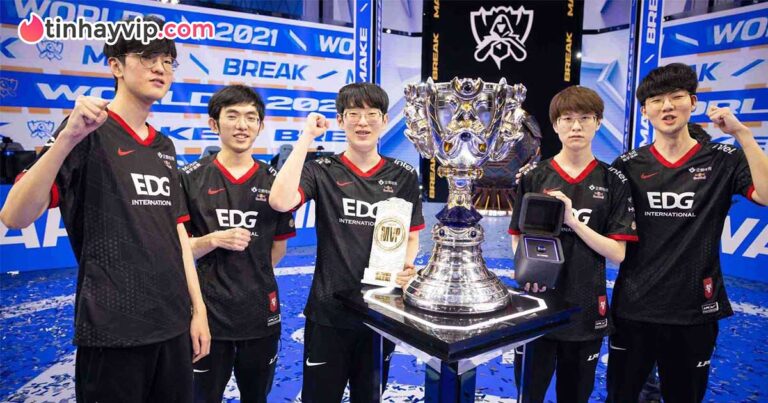 Các game thủ LPL bị chê lười vì không leo rank